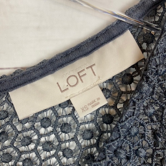 LOFT Lace Fringe Tee Gray XS - Picture 4 of 5